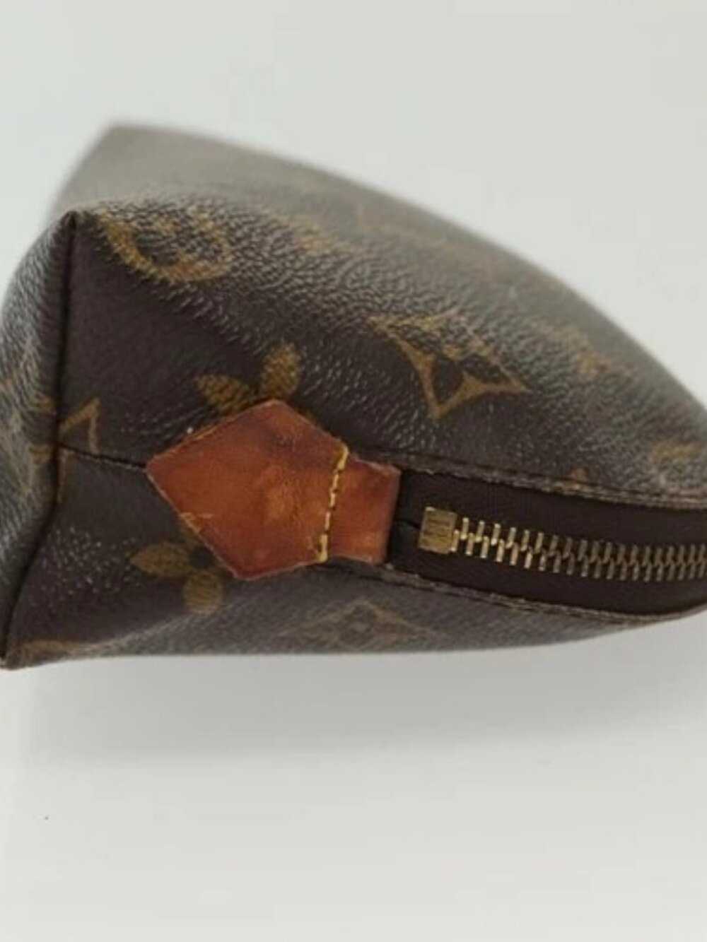 LOUIS VUITTON Monogram Pochette Cosmetic PM Pouch M43998 LV Auth 136512 - Picture 3 of 15